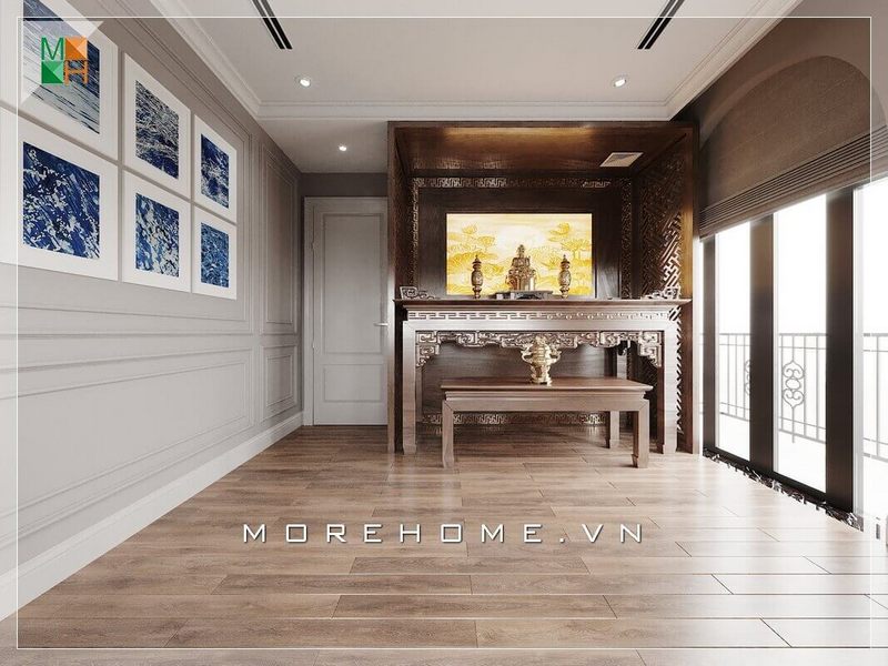 Ấn tượng với kệ phía sau thiết kế kịch trần nhà bao trùm lên bàn thờ một cách tinh tế. Tất cả đồ nội thất phòng thờ đều thiết kế từ gỗ tự nhiên cao cấp óc chó rất sang trọng. Họa tiết điêu khắc sáng tạo và dẹp mắt.